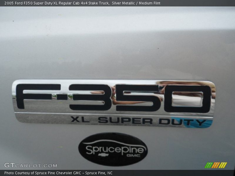  2005 F350 Super Duty XL Regular Cab 4x4 Stake Truck Logo