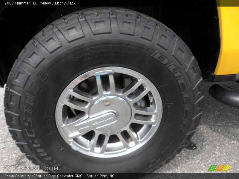 Yellow / Ebony Black 2007 Hummer H3