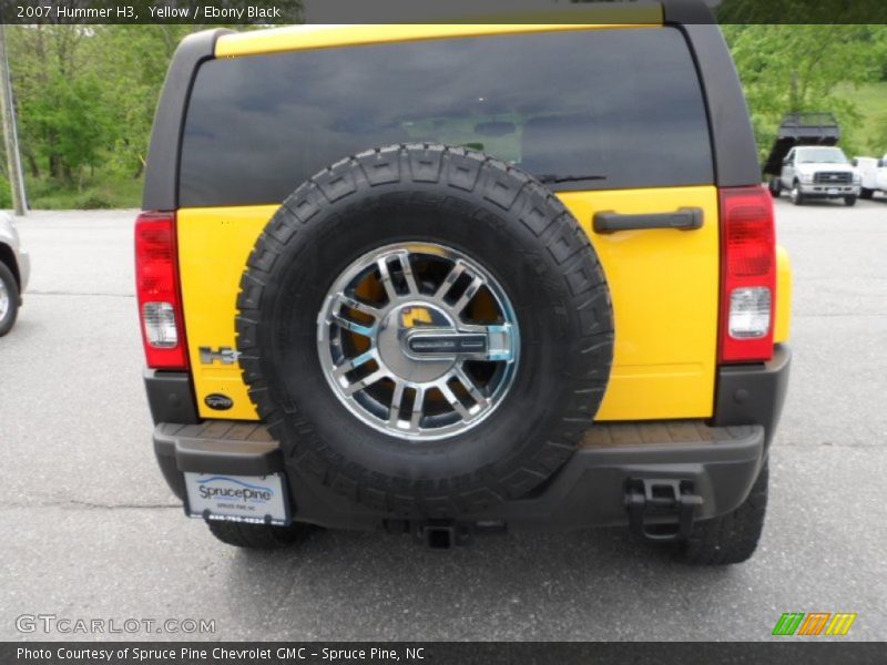 Yellow / Ebony Black 2007 Hummer H3