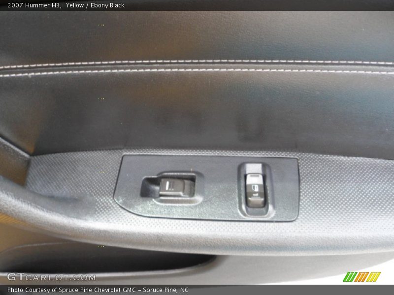 Yellow / Ebony Black 2007 Hummer H3