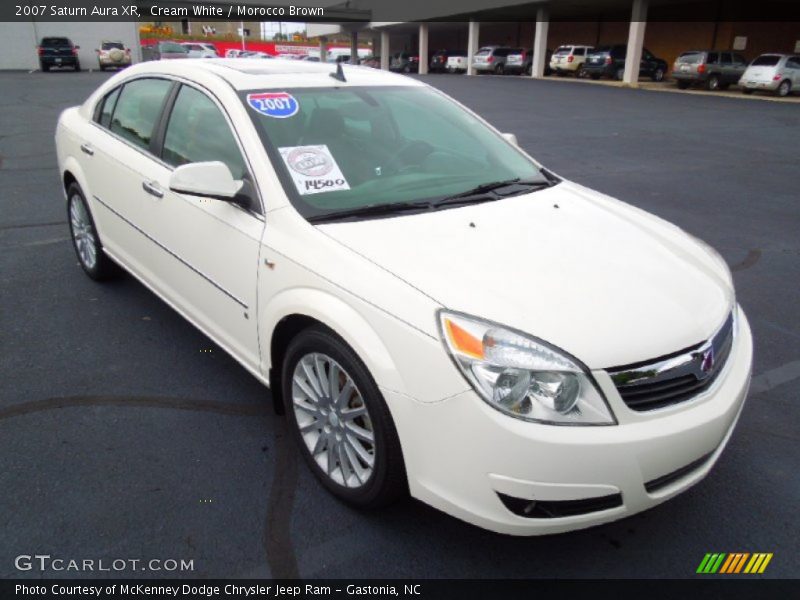 Cream White / Morocco Brown 2007 Saturn Aura XR