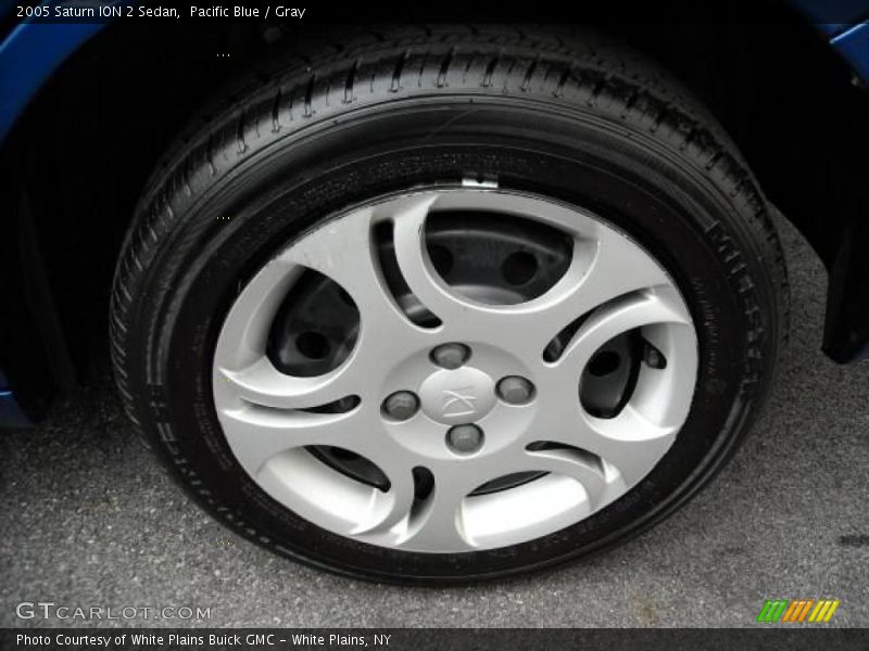 Pacific Blue / Gray 2005 Saturn ION 2 Sedan