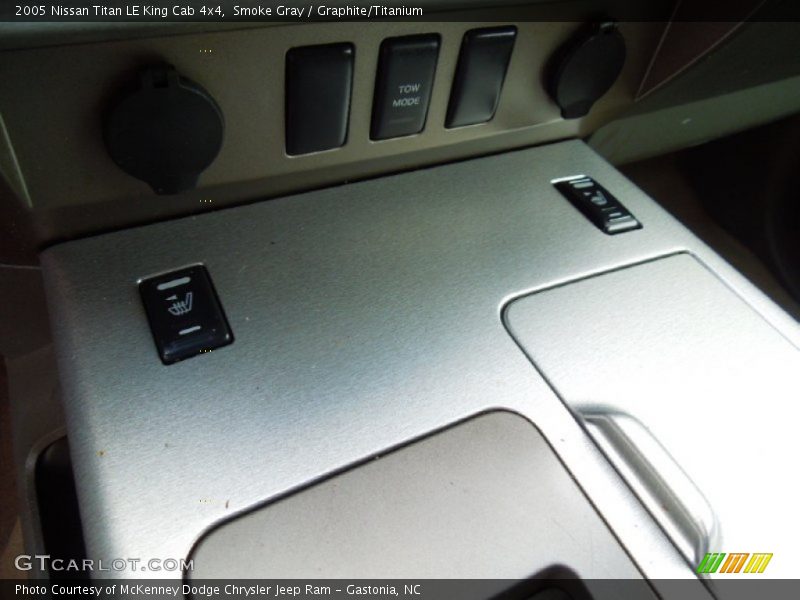 Smoke Gray / Graphite/Titanium 2005 Nissan Titan LE King Cab 4x4