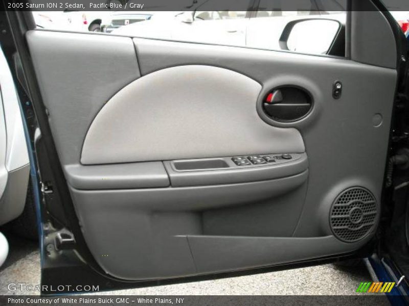 Pacific Blue / Gray 2005 Saturn ION 2 Sedan