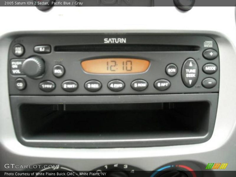 Pacific Blue / Gray 2005 Saturn ION 2 Sedan