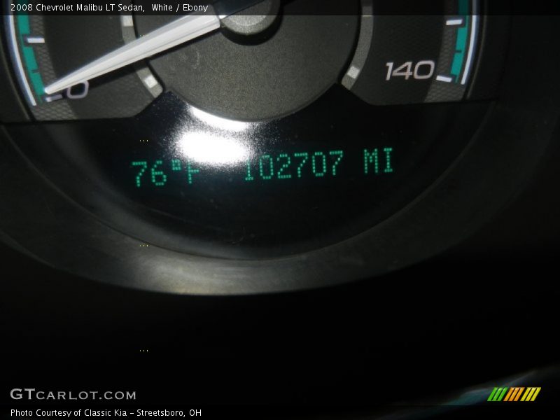 White / Ebony 2008 Chevrolet Malibu LT Sedan