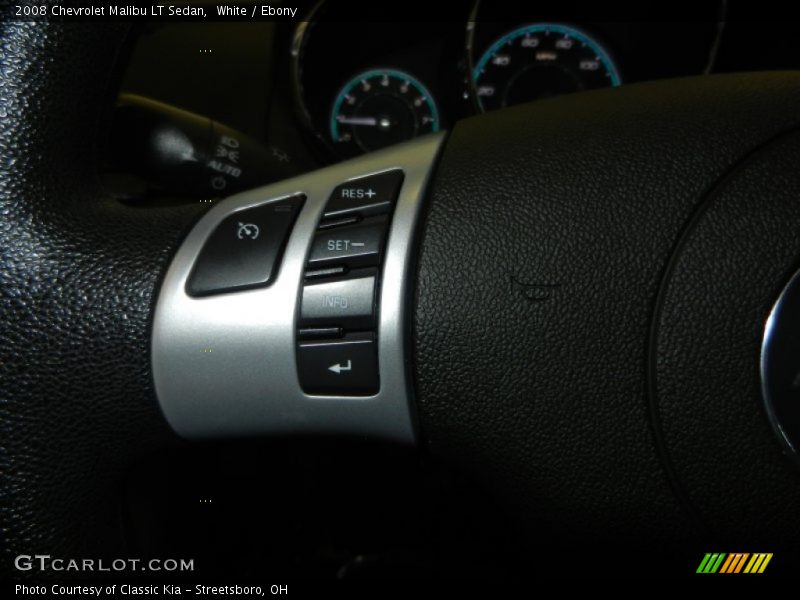 White / Ebony 2008 Chevrolet Malibu LT Sedan