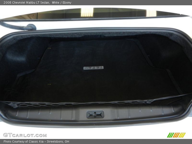 White / Ebony 2008 Chevrolet Malibu LT Sedan