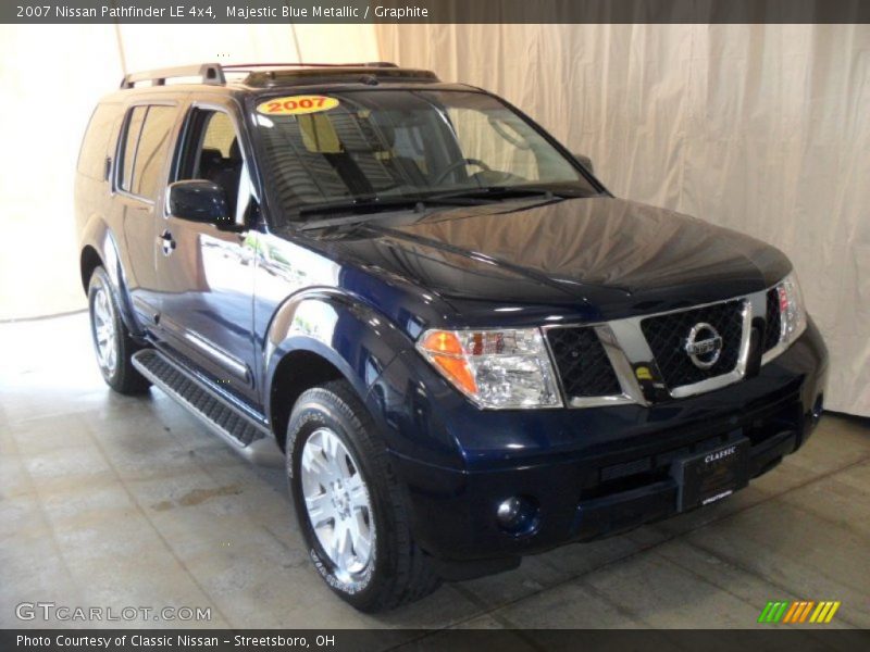 Majestic Blue Metallic / Graphite 2007 Nissan Pathfinder LE 4x4