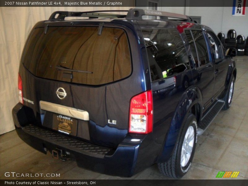 Majestic Blue Metallic / Graphite 2007 Nissan Pathfinder LE 4x4