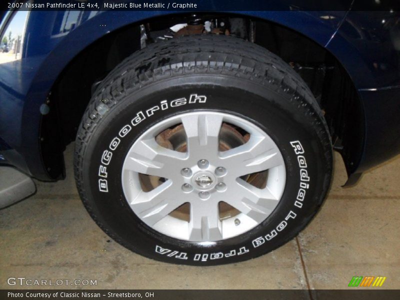 Majestic Blue Metallic / Graphite 2007 Nissan Pathfinder LE 4x4