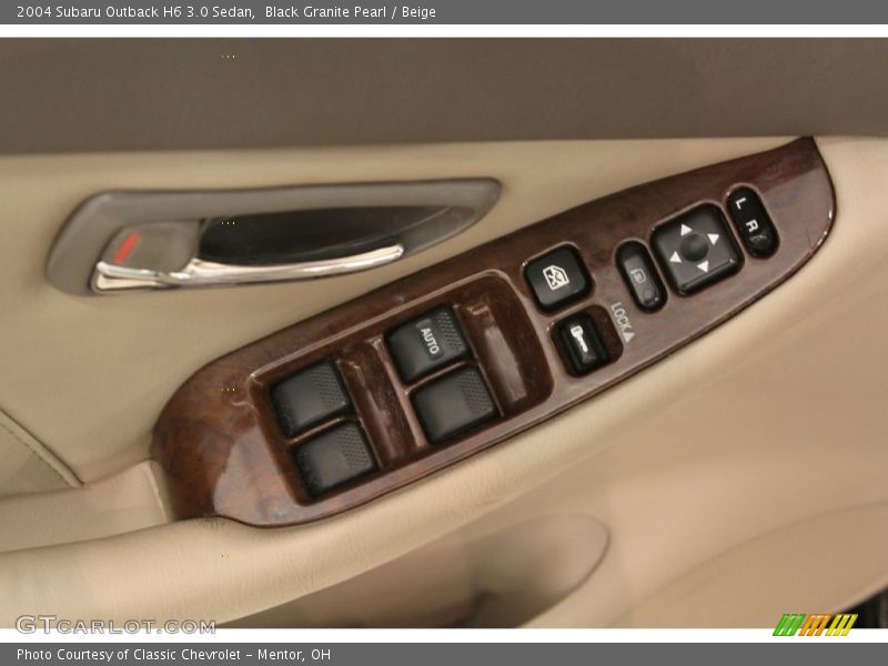 Controls of 2004 Outback H6 3.0 Sedan