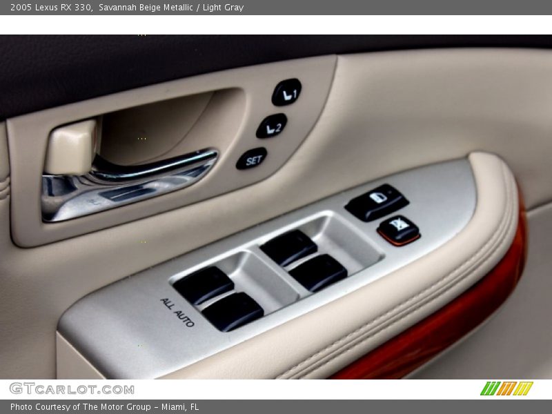 Savannah Beige Metallic / Light Gray 2005 Lexus RX 330