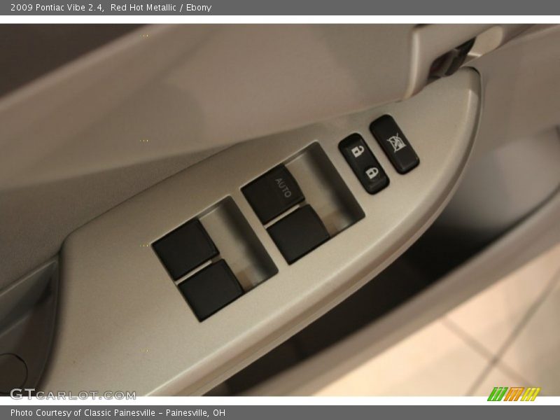Red Hot Metallic / Ebony 2009 Pontiac Vibe 2.4