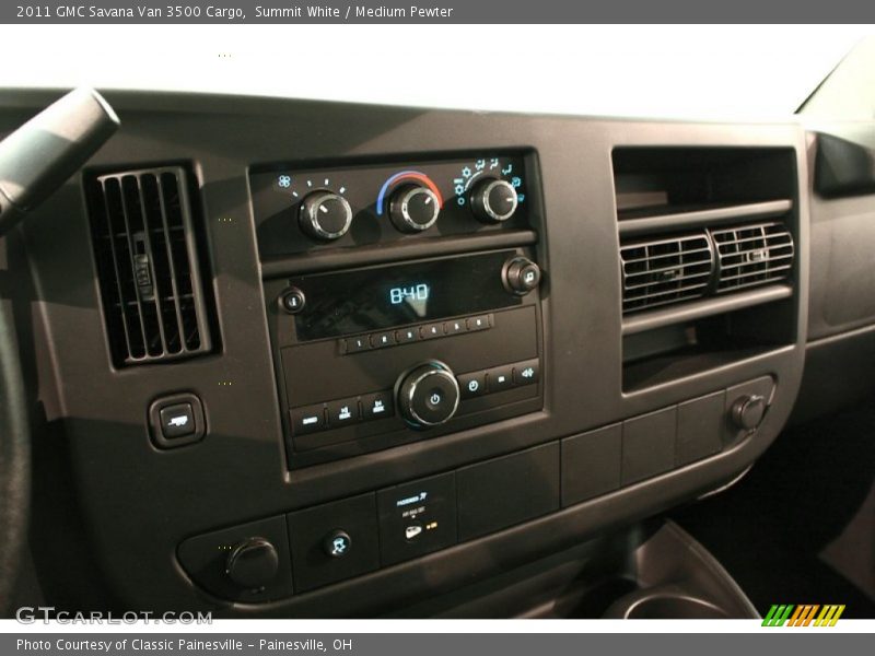 Summit White / Medium Pewter 2011 GMC Savana Van 3500 Cargo