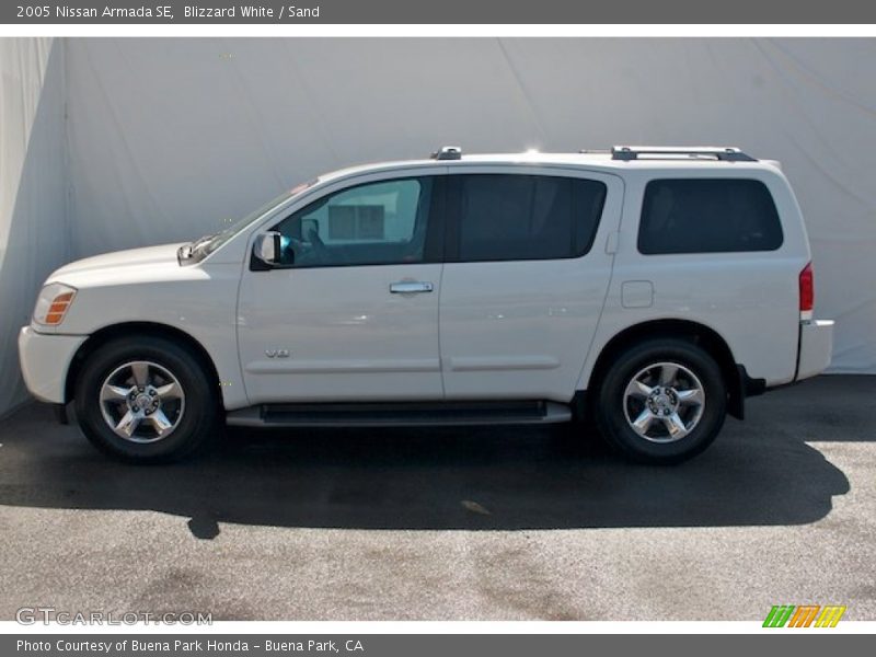 Blizzard White / Sand 2005 Nissan Armada SE