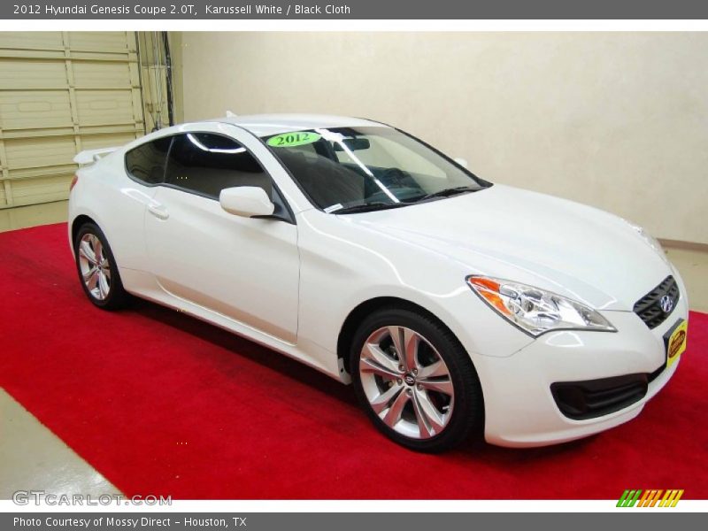 Karussell White / Black Cloth 2012 Hyundai Genesis Coupe 2.0T