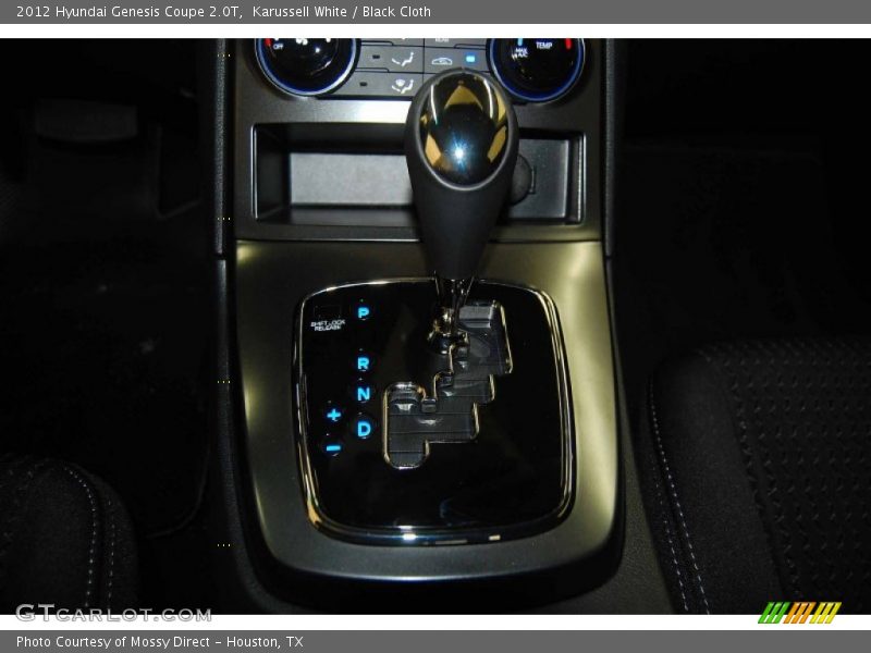 Karussell White / Black Cloth 2012 Hyundai Genesis Coupe 2.0T