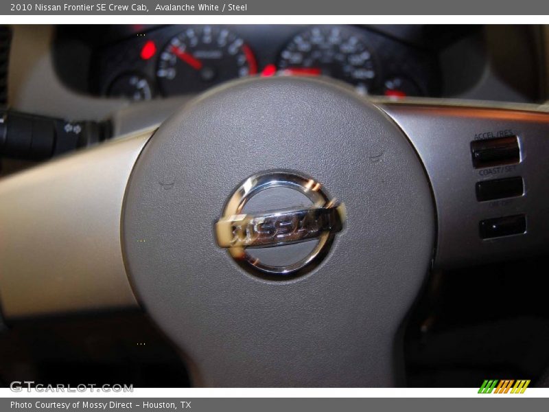 Avalanche White / Steel 2010 Nissan Frontier SE Crew Cab