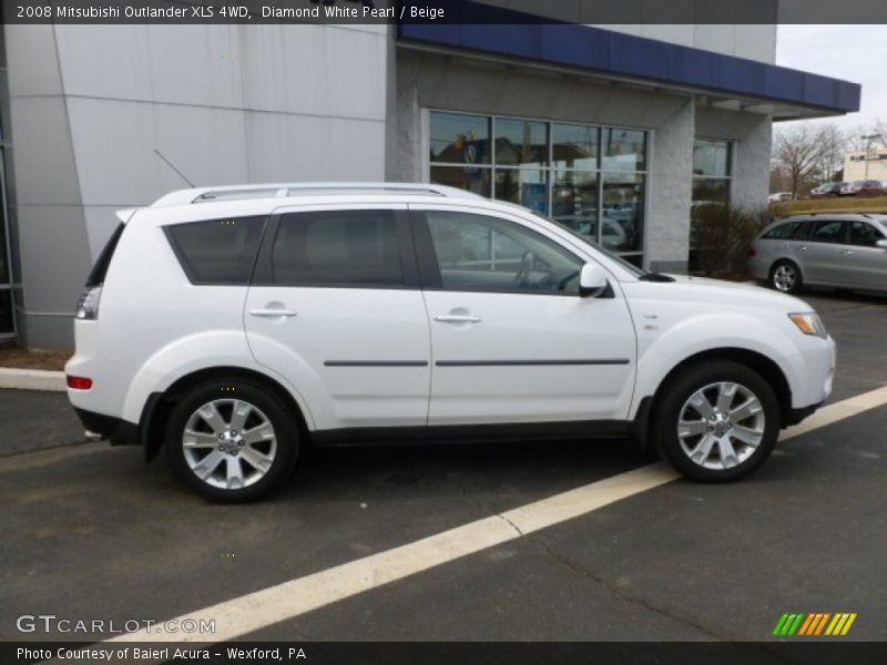 Diamond White Pearl / Beige 2008 Mitsubishi Outlander XLS 4WD