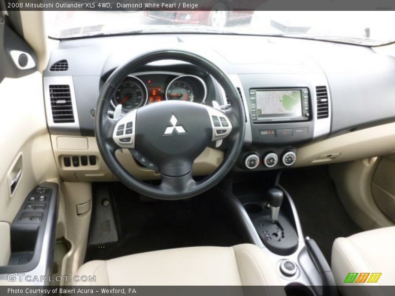 Diamond White Pearl / Beige 2008 Mitsubishi Outlander XLS 4WD