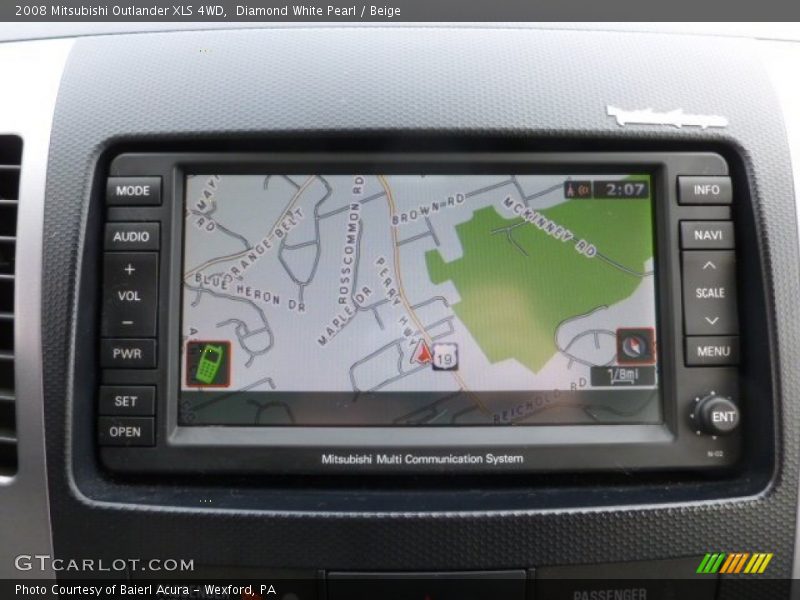 Diamond White Pearl / Beige 2008 Mitsubishi Outlander XLS 4WD