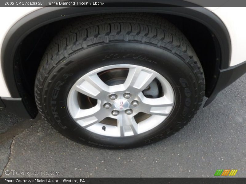 White Diamond Tricoat / Ebony 2009 GMC Acadia SLT