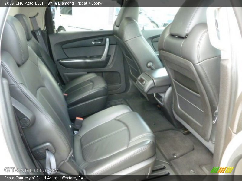 White Diamond Tricoat / Ebony 2009 GMC Acadia SLT