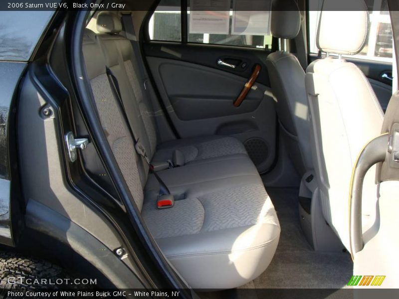 Black Onyx / Gray 2006 Saturn VUE V6