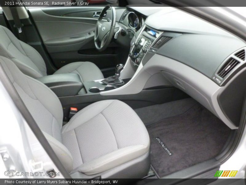 Radiant Silver / Gray 2011 Hyundai Sonata SE