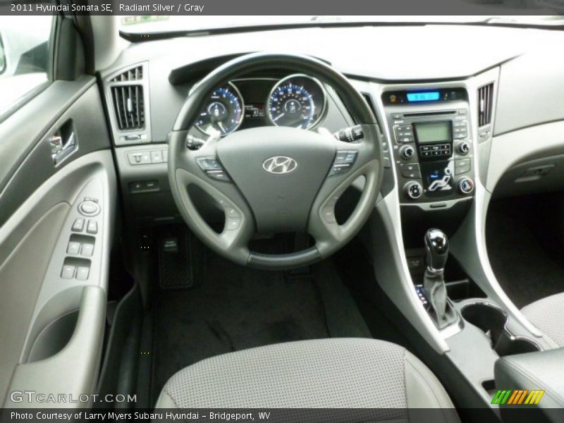 Radiant Silver / Gray 2011 Hyundai Sonata SE