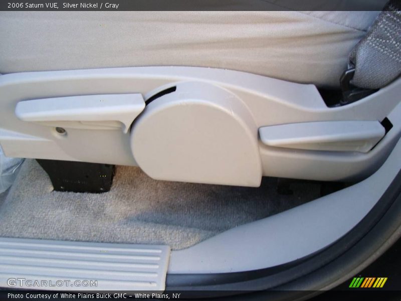 Silver Nickel / Gray 2006 Saturn VUE