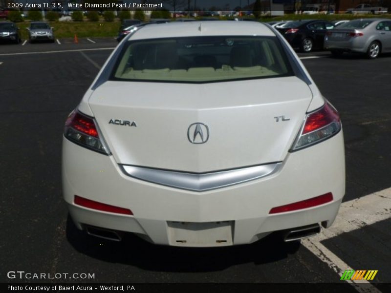 White Diamond Pearl / Parchment 2009 Acura TL 3.5