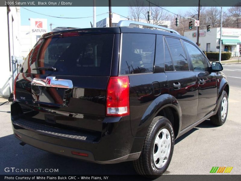 Black Onyx / Ebony 2006 Saturn VUE