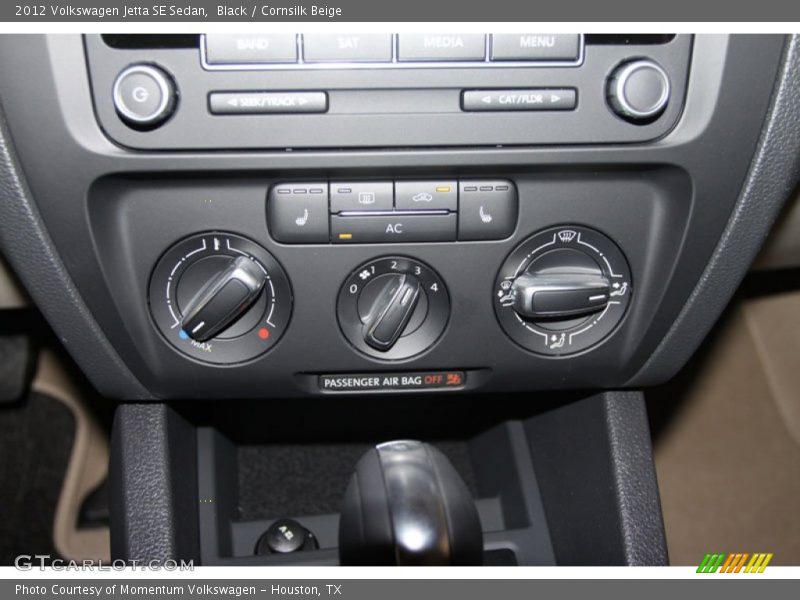 Black / Cornsilk Beige 2012 Volkswagen Jetta SE Sedan