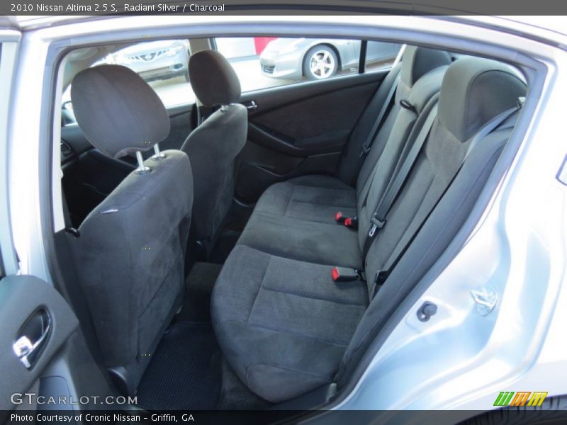 Radiant Silver / Charcoal 2010 Nissan Altima 2.5 S