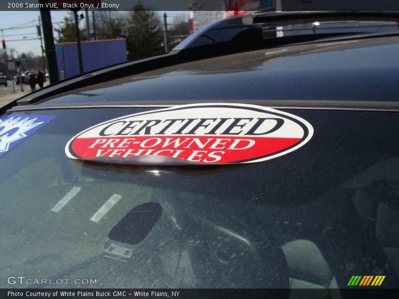Black Onyx / Ebony 2006 Saturn VUE