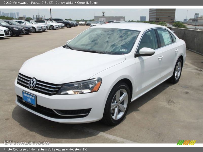 Candy White / Cornsilk Beige 2012 Volkswagen Passat 2.5L SE