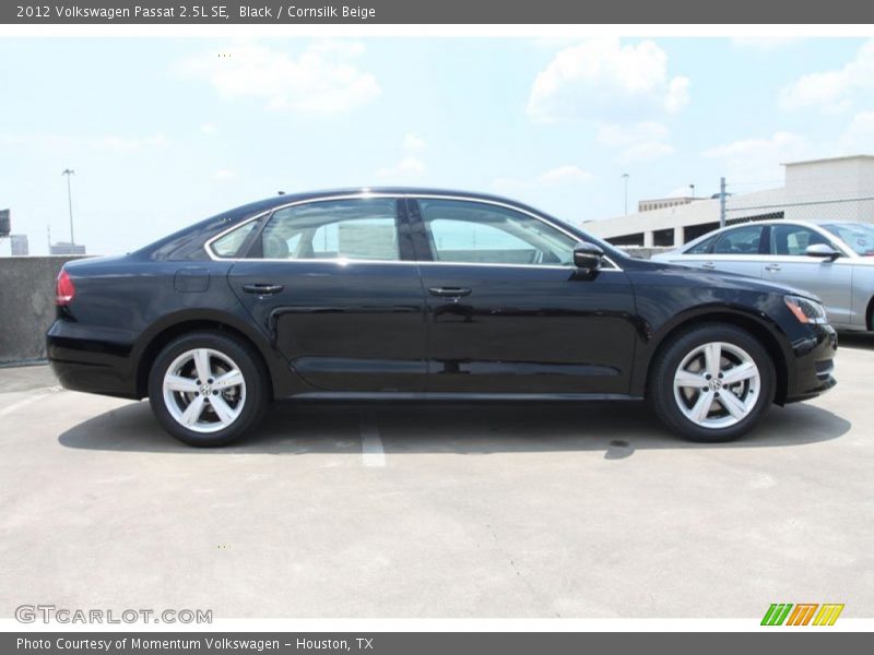 Black / Cornsilk Beige 2012 Volkswagen Passat 2.5L SE