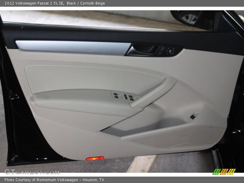 Black / Cornsilk Beige 2012 Volkswagen Passat 2.5L SE
