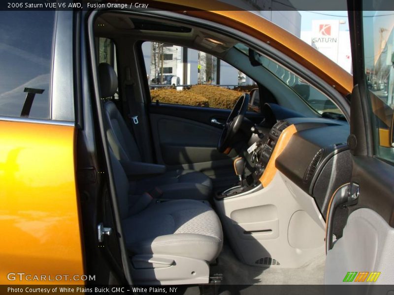 Fusion Orange / Gray 2006 Saturn VUE V6 AWD