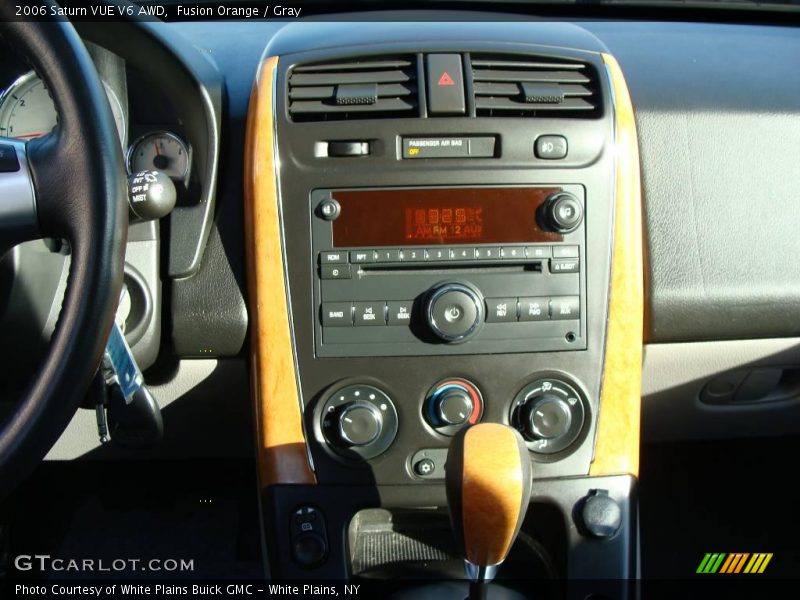 Fusion Orange / Gray 2006 Saturn VUE V6 AWD