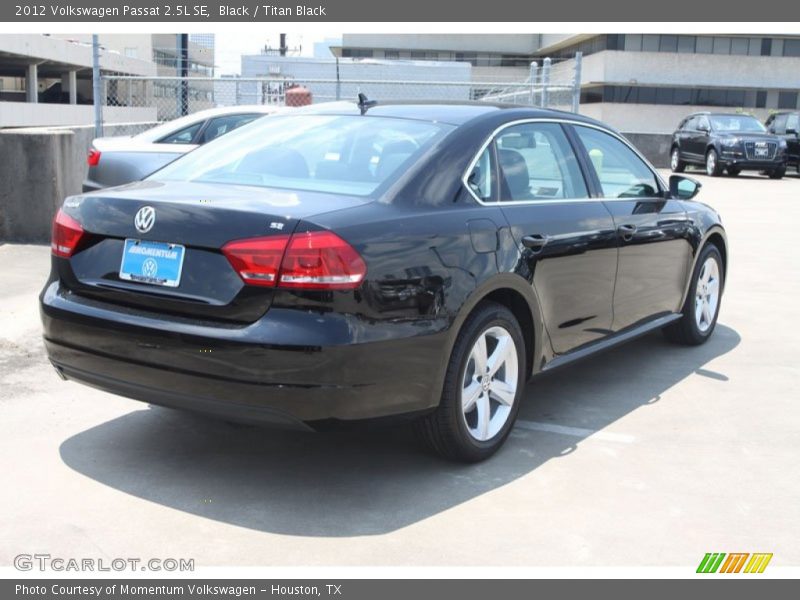 Black / Titan Black 2012 Volkswagen Passat 2.5L SE