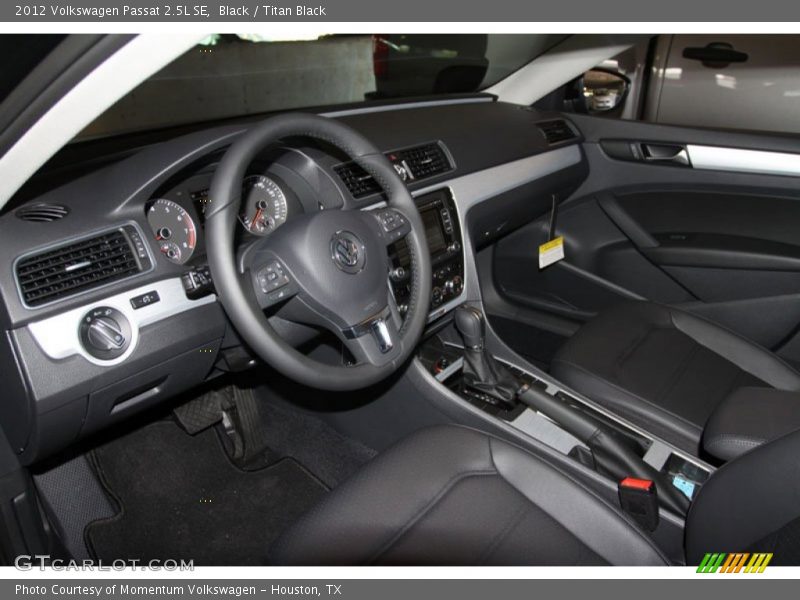 Black / Titan Black 2012 Volkswagen Passat 2.5L SE