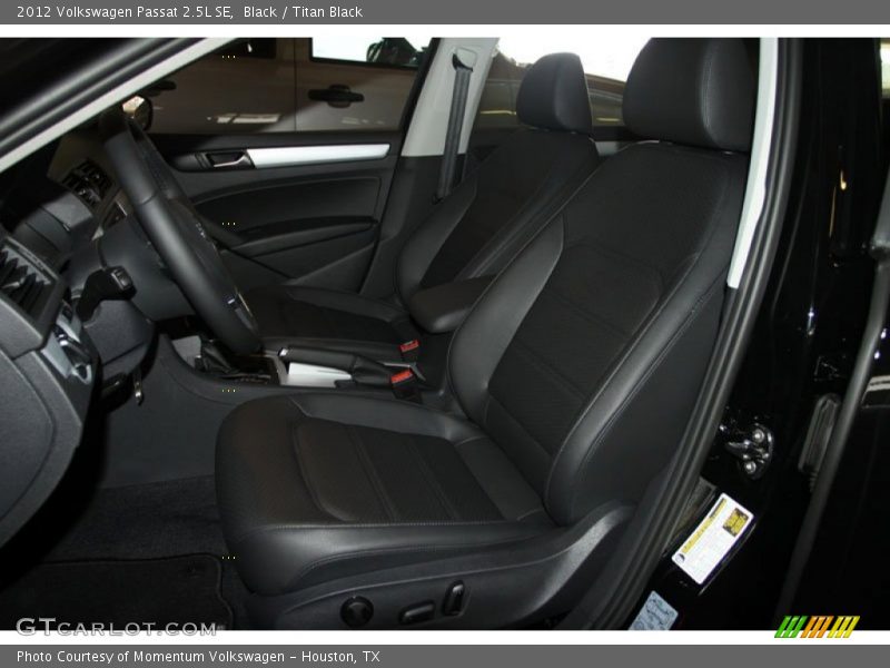Black / Titan Black 2012 Volkswagen Passat 2.5L SE