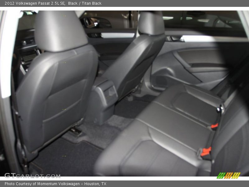 Black / Titan Black 2012 Volkswagen Passat 2.5L SE