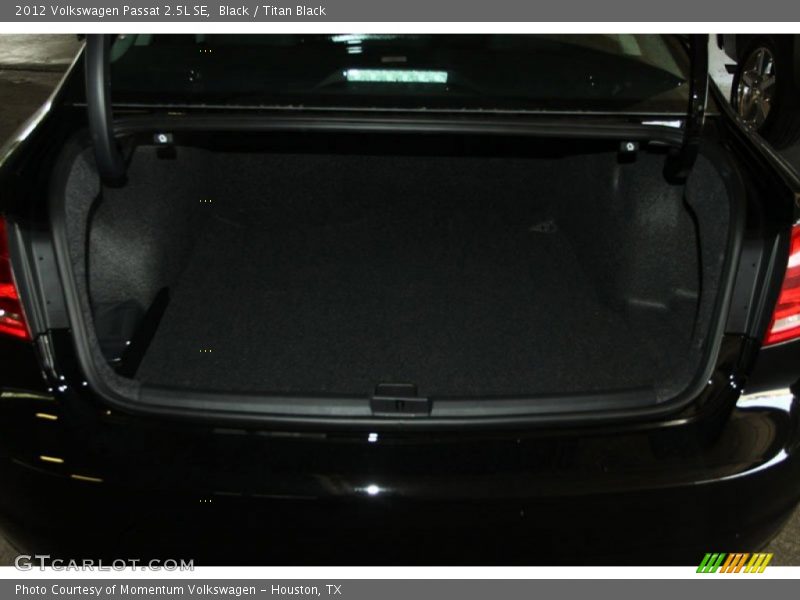 Black / Titan Black 2012 Volkswagen Passat 2.5L SE