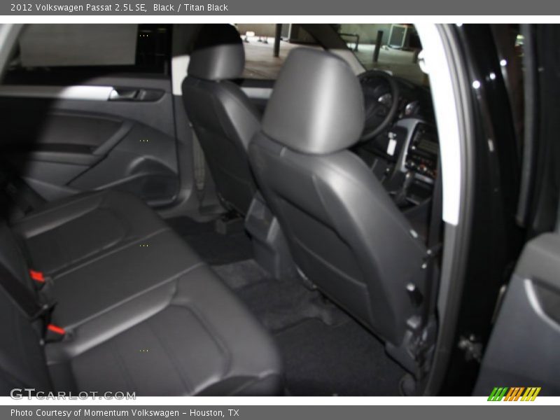 Black / Titan Black 2012 Volkswagen Passat 2.5L SE