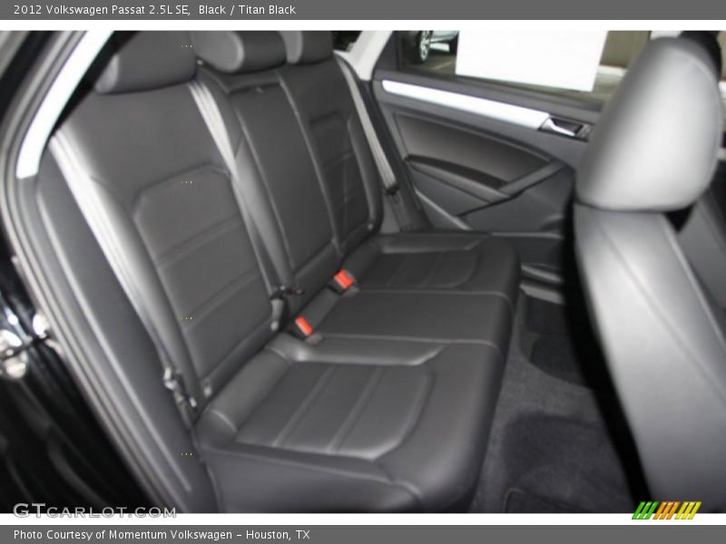 Black / Titan Black 2012 Volkswagen Passat 2.5L SE