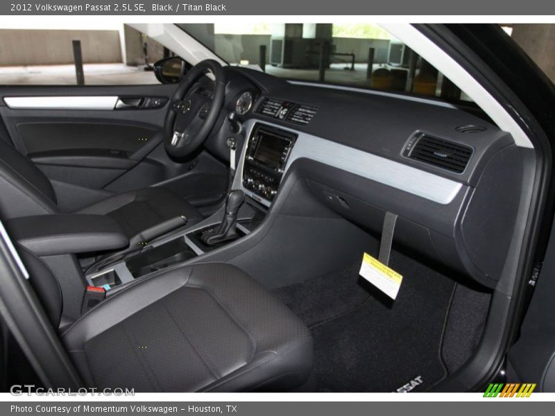 Black / Titan Black 2012 Volkswagen Passat 2.5L SE